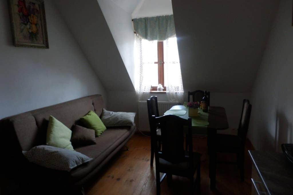 Zamecek Zdiky - Moderni Maly Apartman Bujanov Kültér fotó