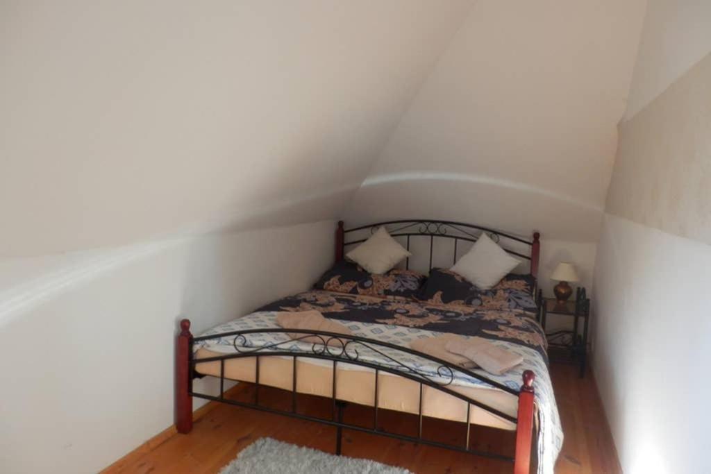 Zamecek Zdiky - Moderni Maly Apartman Bujanov Kültér fotó